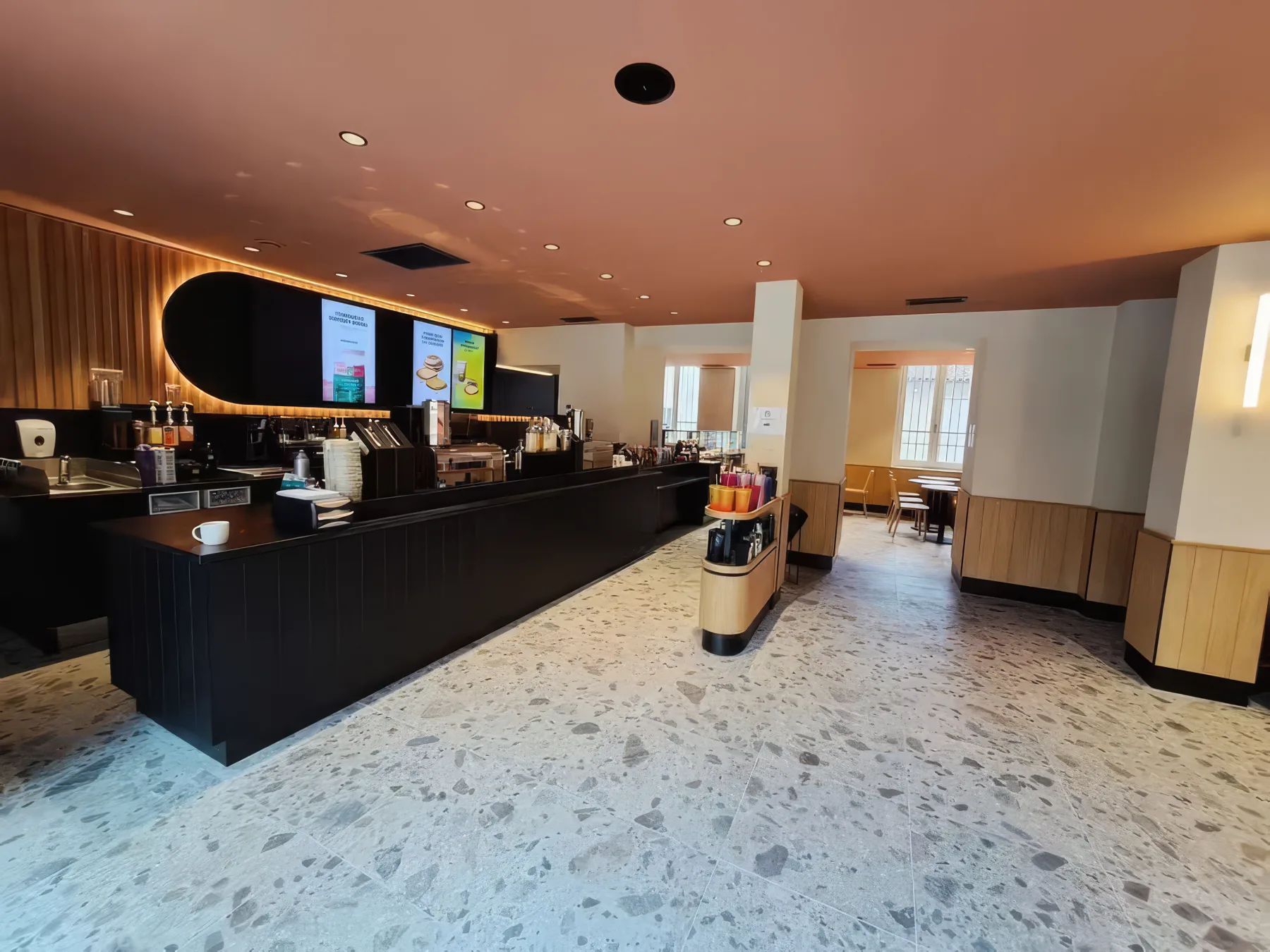 Aménagement d'un espace café commercial — AB Rénovation